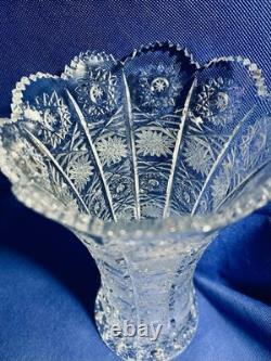 BOHEMIAN QUEENS LACE CRYSTAL CUT GLASS VASE 10 H. Signed by Artist