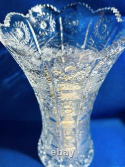BOHEMIAN QUEENS LACE CRYSTAL CUT GLASS VASE 10 H. Signed by Artist