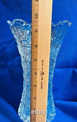 BOHEMIAN QUEENS LACE CRYSTAL CUT GLASS VASE 10 H. Signed by Artist