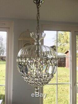 Beautiful Large Domed Bag Cut Glass & Crystal Vintage Chandelier Pendant Light