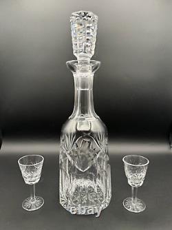 Beautiful WATERFORD CRYSTAL Ashling (Cut) Decanter withStopper & 2 Cordial Glasses