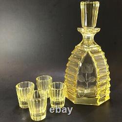 Crystal Decanter 4 Cordial Glasses Citrin Yellow Cut To Clear Deco Remarkable