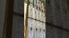 Crystal Glass Stainless Steel Metal Screen Partition Is Used For Hotel Decoration Partition Decor