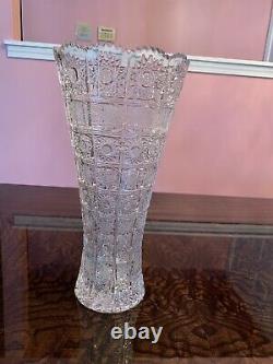 Gorgeous Czech Bohemian Hand Cut Crystal Glass Vase Brand New