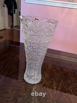 Gorgeous Czech Bohemian Hand Cut Crystal Glass Vase Brand New