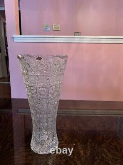 Gorgeous Czech Bohemian Hand Cut Crystal Glass Vase Brand New