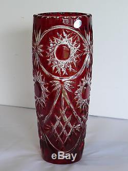 Gorgeous RUBY RED, 29 cm high, Cut to clear Overlay Cased Crystal Vase, RUSSIA