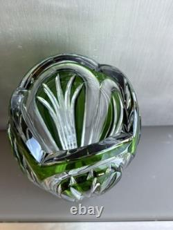 Hand Cut 7-Inch Caesar Crystal Bohemiae Emerald Cut Glass Fountain Vase STUNNING