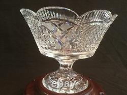 MINT WithSTAND WATERFORD CRYSTAL SCALLOP EDGE MASTER CUT FOOTED CENTERPIECE BOWL