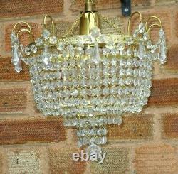 VINTAGE 1970s WATERFALL BAG CUT GLASS CRYSTAL CEILING CHANDELIER LIGHT