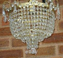 VINTAGE 1970s WATERFALL BAG CUT GLASS CRYSTAL CEILING CHANDELIER LIGHT