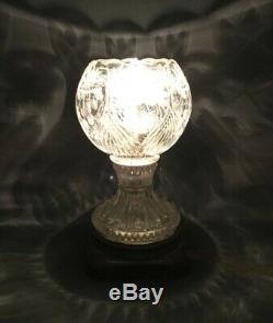 Vintage crystal piano lamp. Elegant. Heavy crystal, 10 pounds. Cut glass fruit